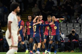 开云体育娱乐app-拜仁慕尼黑对阵巴黎圣日耳曼，对决激烈，胜负难言！()